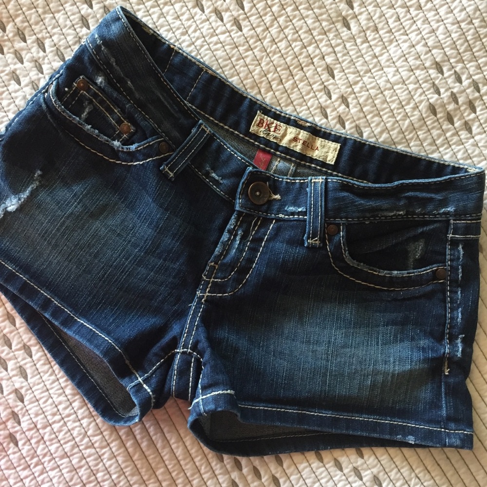 BKE Demin Stella Jean Shorts; Size 26
